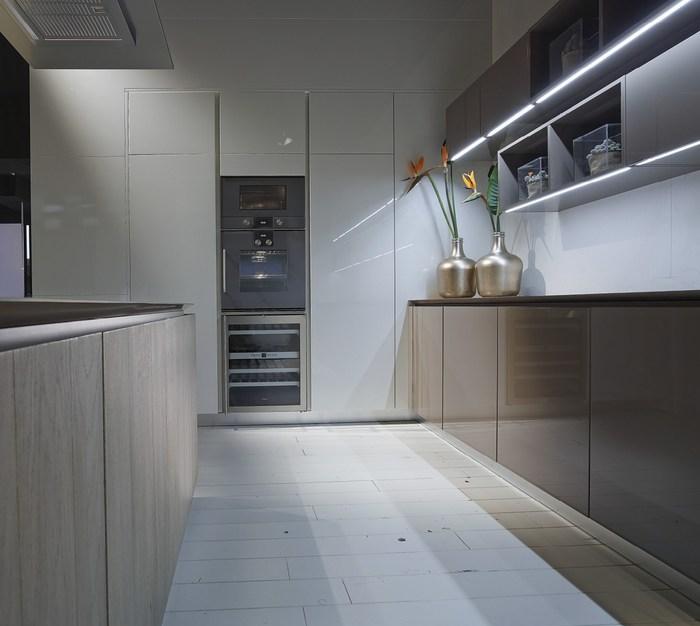 RIFRA Кухня с островом из сырого дуба, покрытого глиной Fly sun-id-1383139 - Вид №11