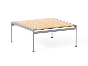 Деревянный квадратный низкий журнальный столик