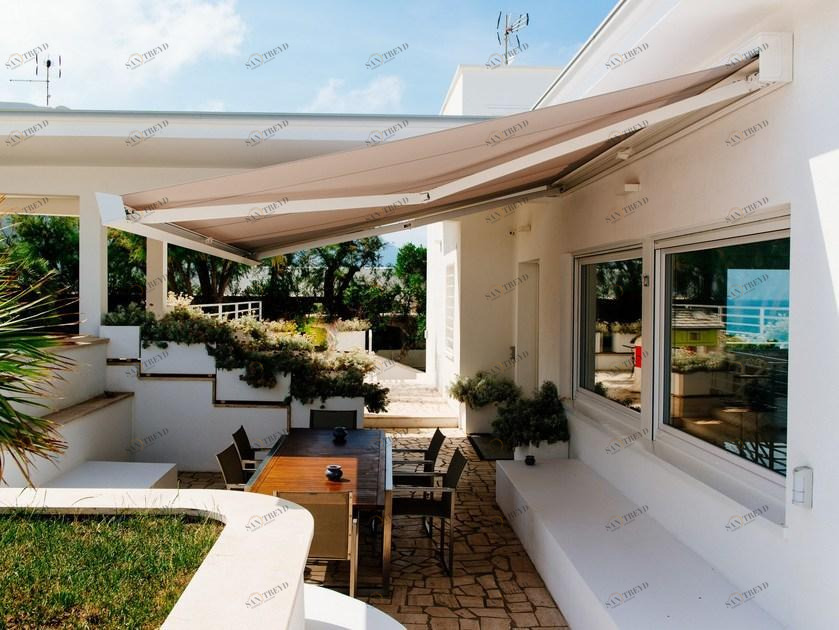 KE Outdoor Design Моторизованный тент-бокс с кронштейнами Tende a cassonetto sun-id-1435820