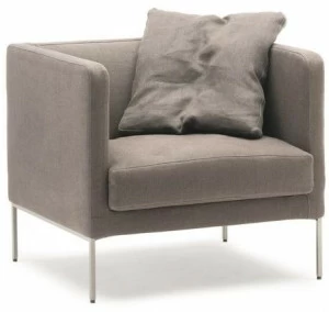 Living Divani Кресло из ткани со съемным чехлом с подлокотниками Lipp