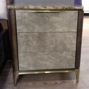 Прикроватная тумбочка коричневая с серыми ящиками Soho HURTADO SOHO 00-3981529 Коричневый;серый