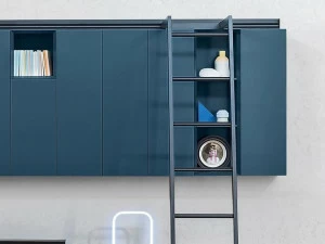 Novamobili Настенная или потолочная алюминиевая лестница