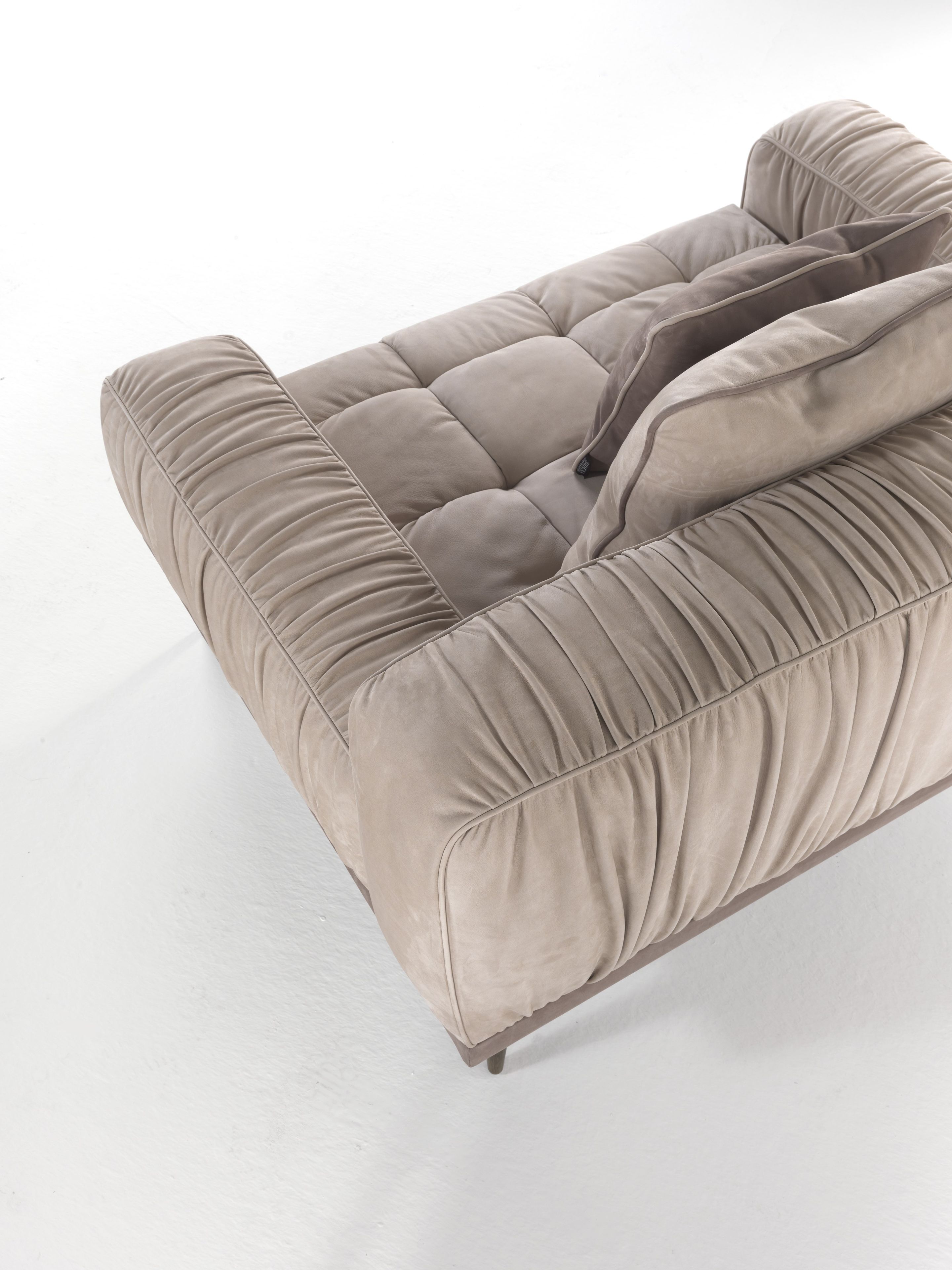 Кресло из нубука с подлокотниками Gianfranco Ferré Home Highlander ARCH-00062503 - Вид №3