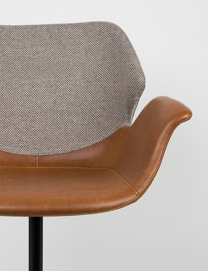 Кресло Nikki коричневое с черным основанием Zuiver 1200137 - Вид №4