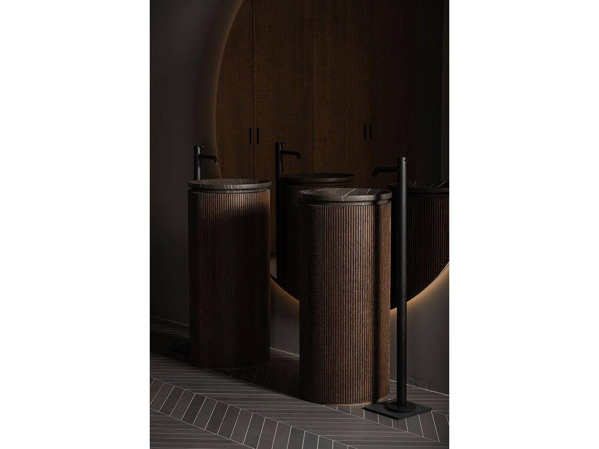 Отдельно стоящий круглый умывальник из мрамора Pietra Grey Inbani решетки ARCH-00034907 - Вид №15