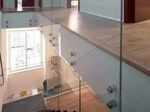 Metalglas Bonomi Крепление парапетов из нержавеющей стали