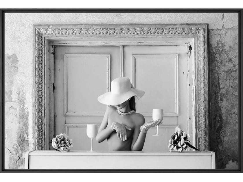 Печать фотографий на бумаге YellowKorner обнаженная ARCH-00111203