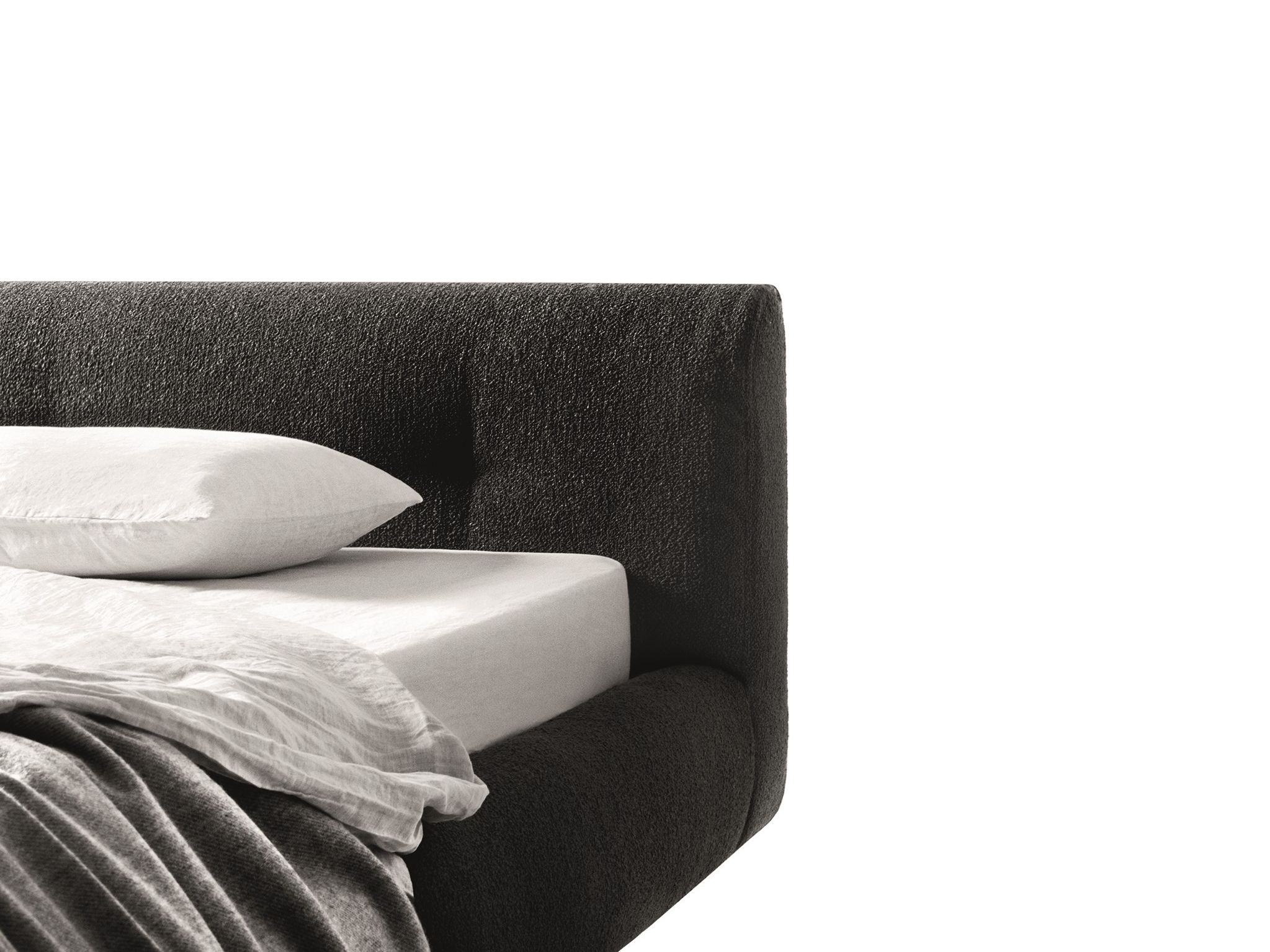 Двуспальная мягкая кровать из ткани DE PADOVA Erei ARCH-00022355 - Вид №1