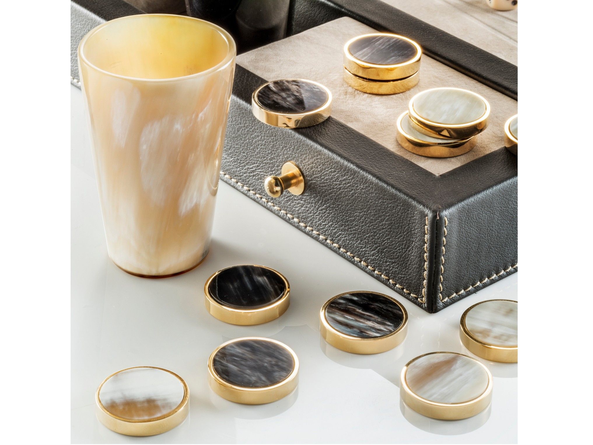 Игра на нубуке с роговыми шашками ARCAHORN Silk Horn ARCH-00129484 - Вид №1