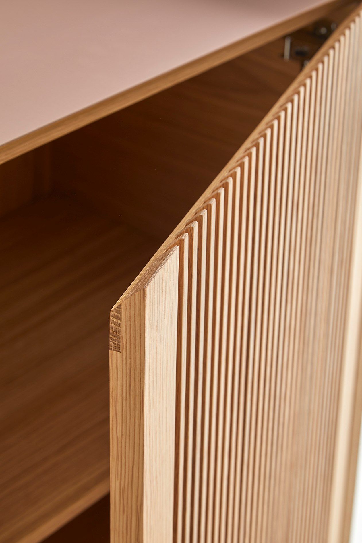 Деревянный шкаф с распашными дверцами Punt Stockholm ARCH-00065581 - Вид №12