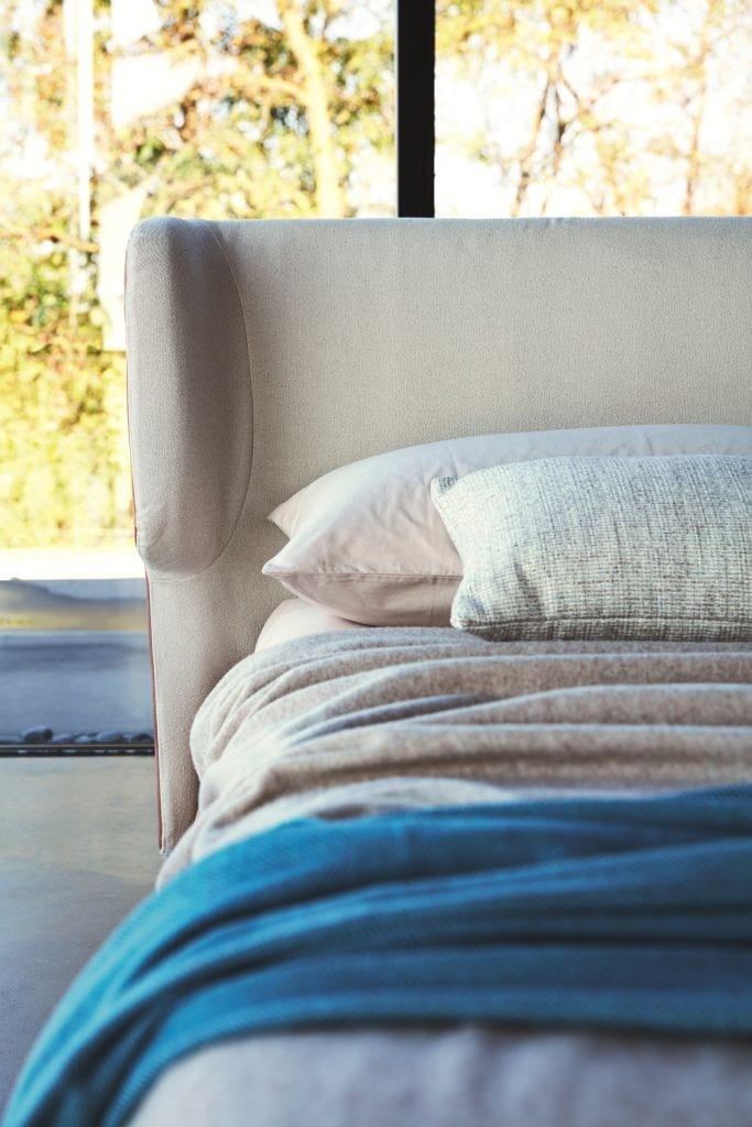 Кожаная двуспальная кровать с мягким изголовьем Ditre Italia ARCH-00035766 - Вид №4