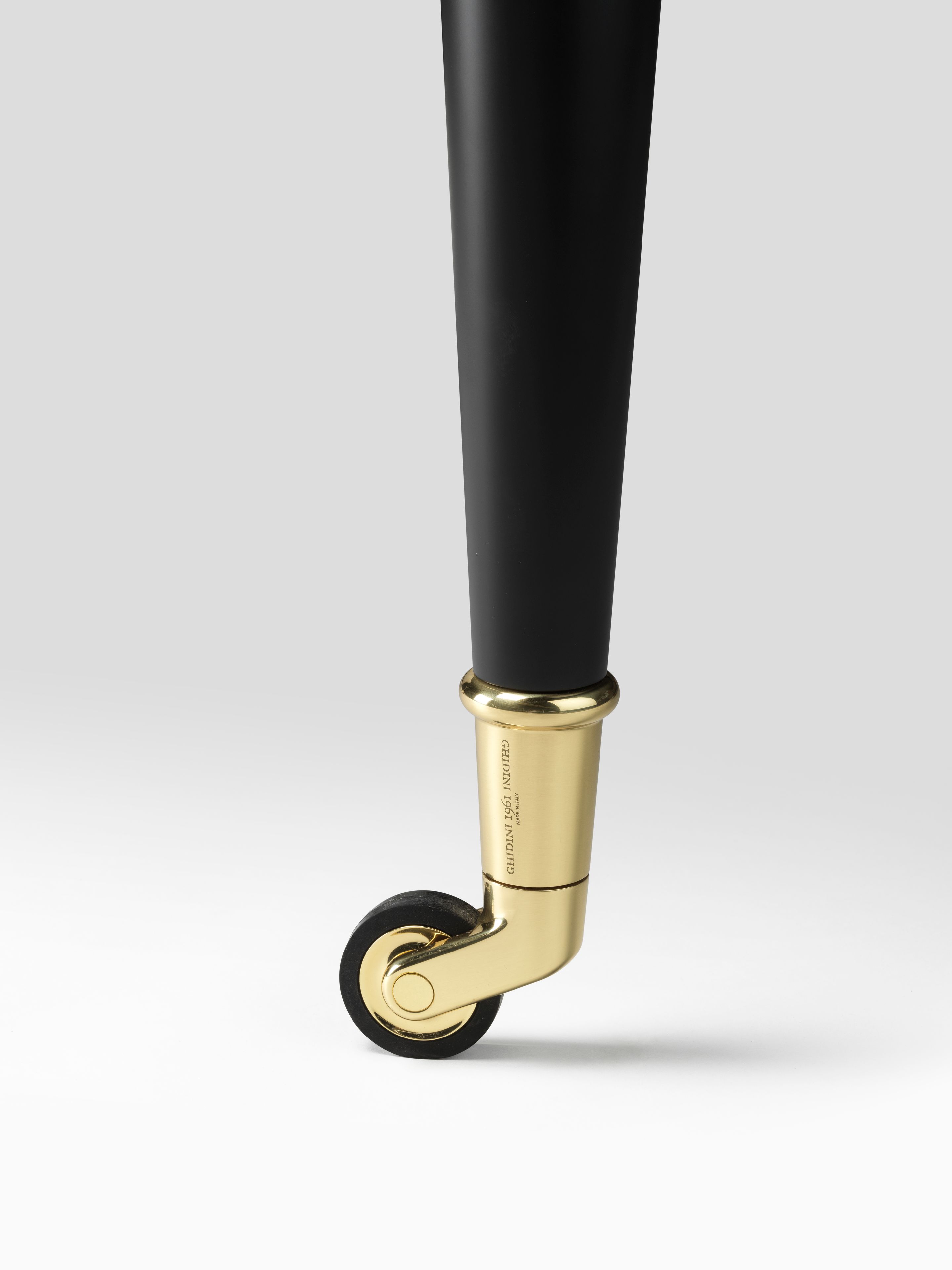 Прямоугольный вишневый стол с колесами GHIDINI1961 Шейкер ARCH-00076406 - Вид №6