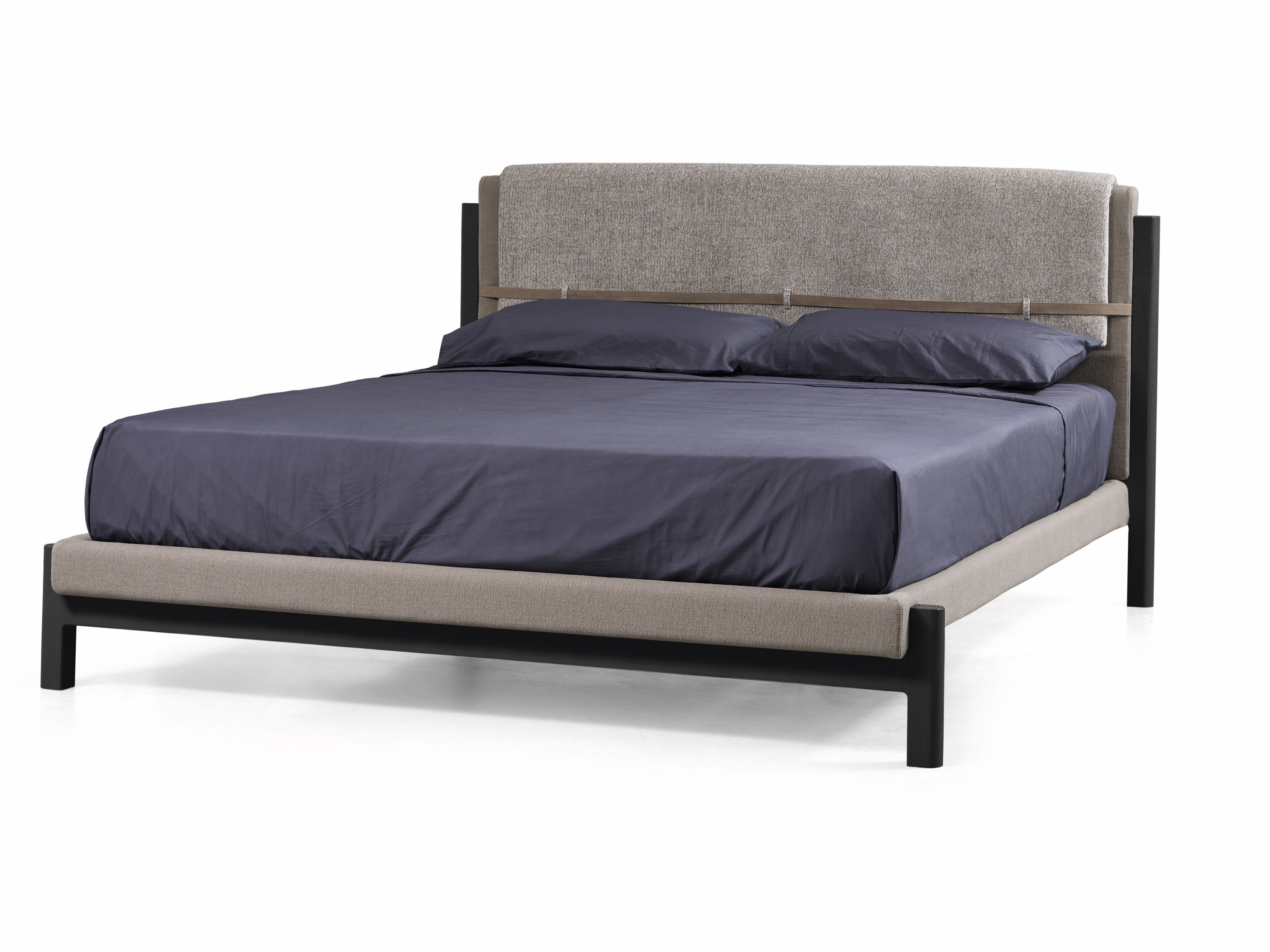 Кровать из ясеня с мягким изголовьем Gervasoni STRAP 80 ARCH-00048653