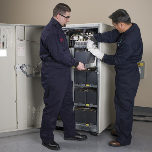 BATTSWL3300YU Аккумулятор SWL3300 Yuasa VRLA 12 В Schneider Electric