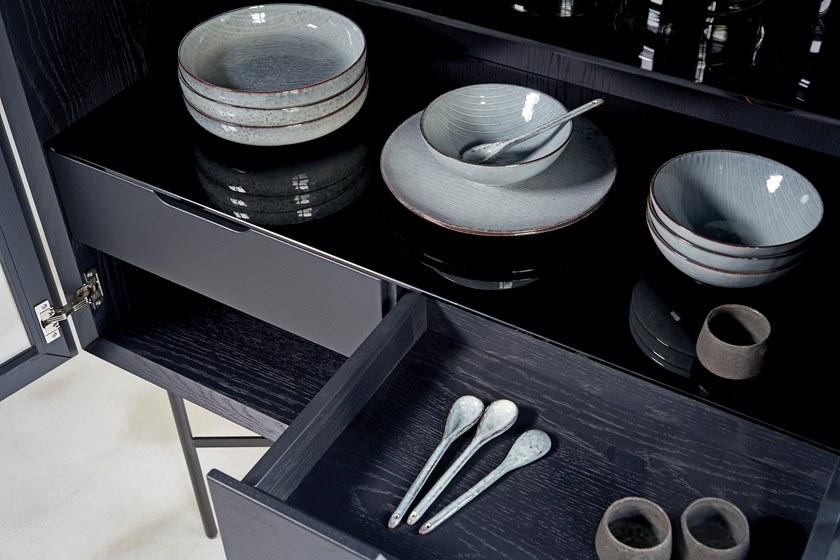 more Лакированная витрина из дерева и стекла Harri sun-id-1434140 - Вид №3