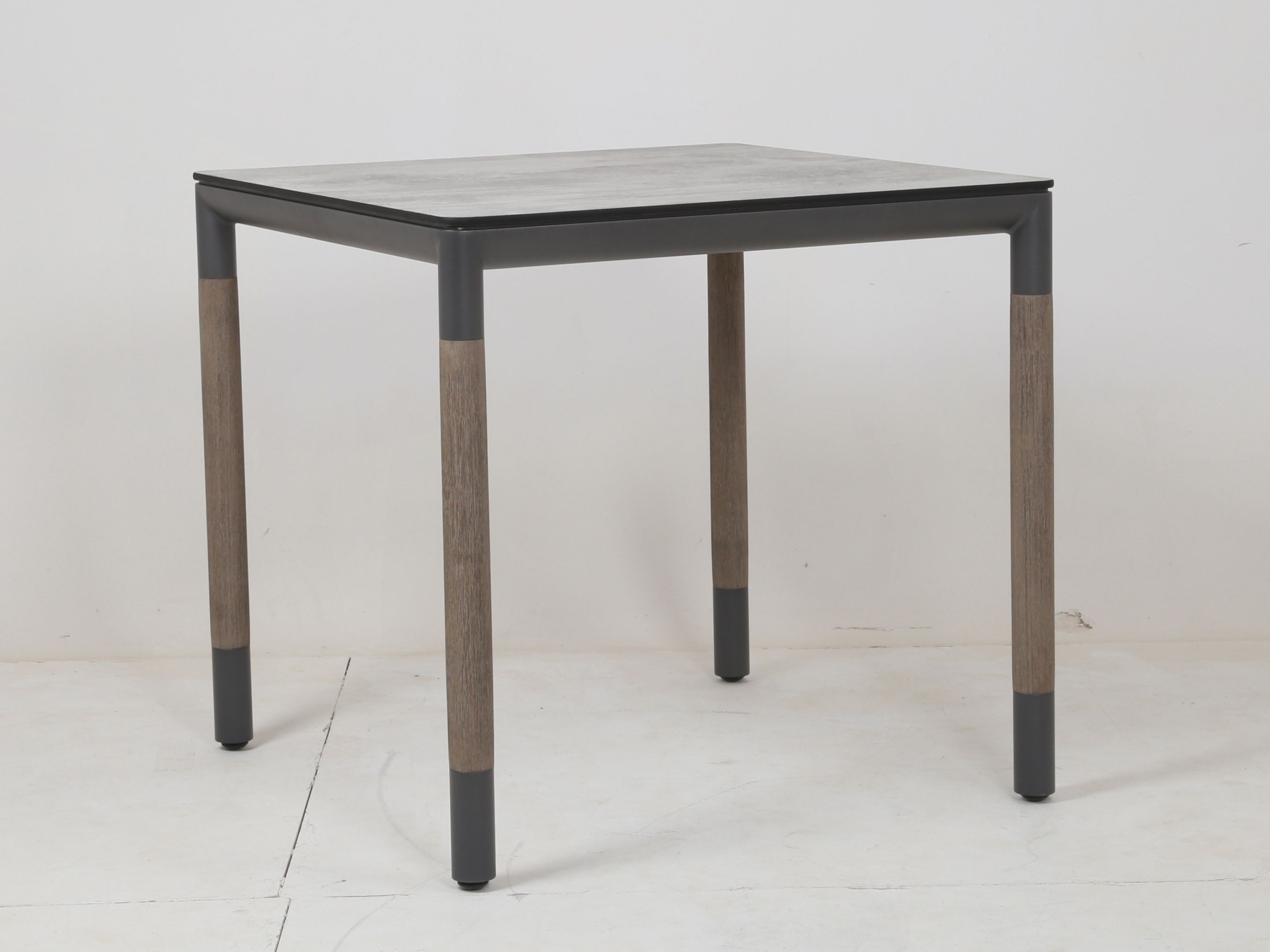 Квадратный садовый стол Les Jardins® Bastingage ARCH-00133981 - Вид №1