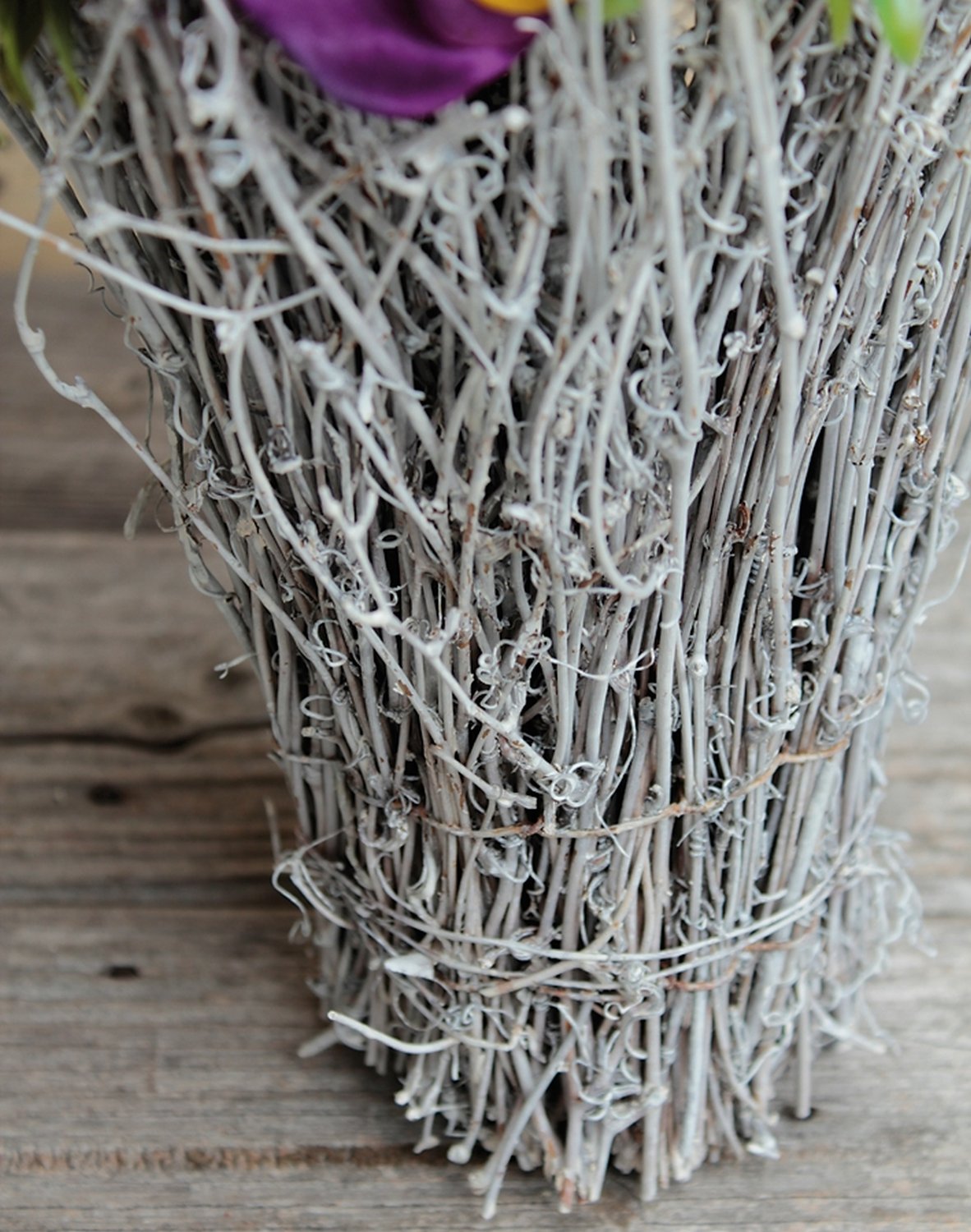 5701 111 a3 Композиция из искусственных цветов с ротангом, 38 см, темно-синяя H-andreas 