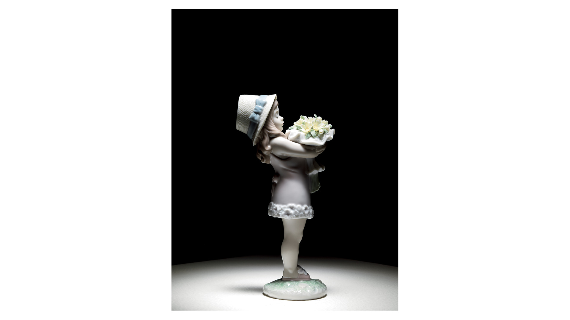 10669036 LLADRO Фигурка Lladro "Букет в подарок"  5x18см Фарфор Lladró  - Вид №1
