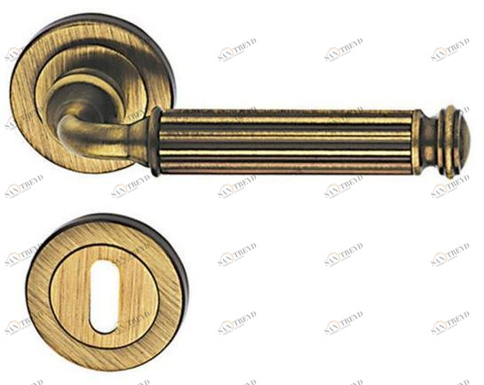 Pasini Ручка из латуни на розетке с замком Meteor 3231 Météor