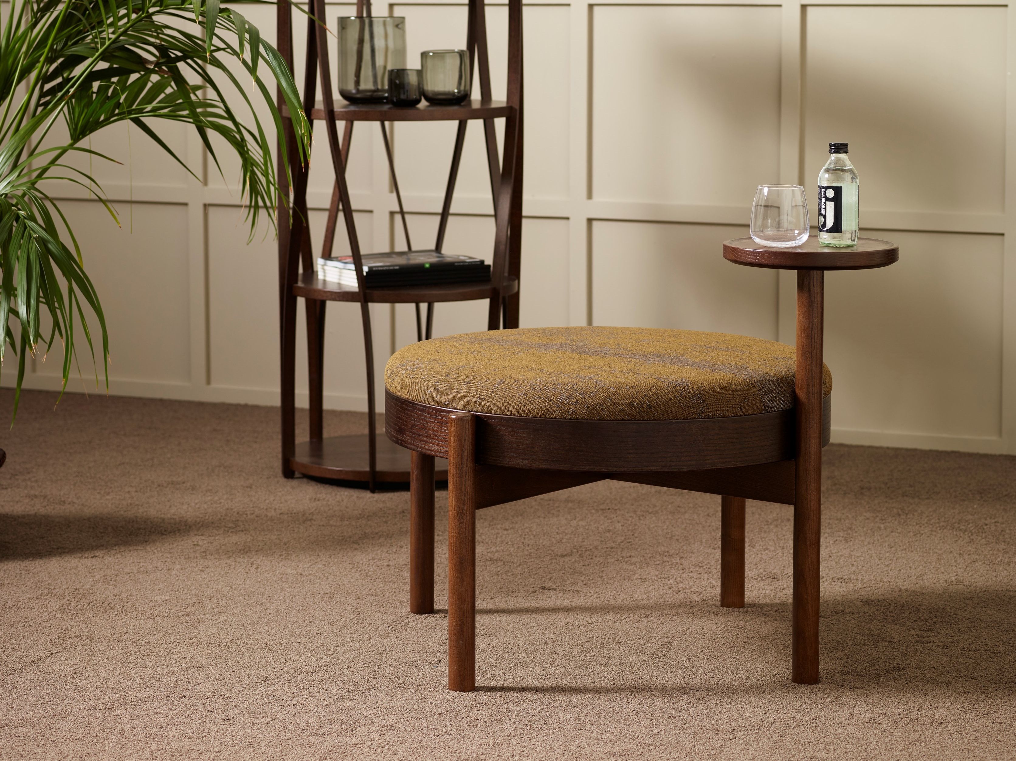 Изогнутая мягкая скамейка из массива дерева Karl Andersson HYGGE ARCH-00144595 - Вид №3