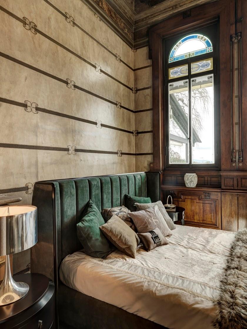 SELVA Кожаная кровать королевского размера с мягким изголовьем  2172  - Вид №3