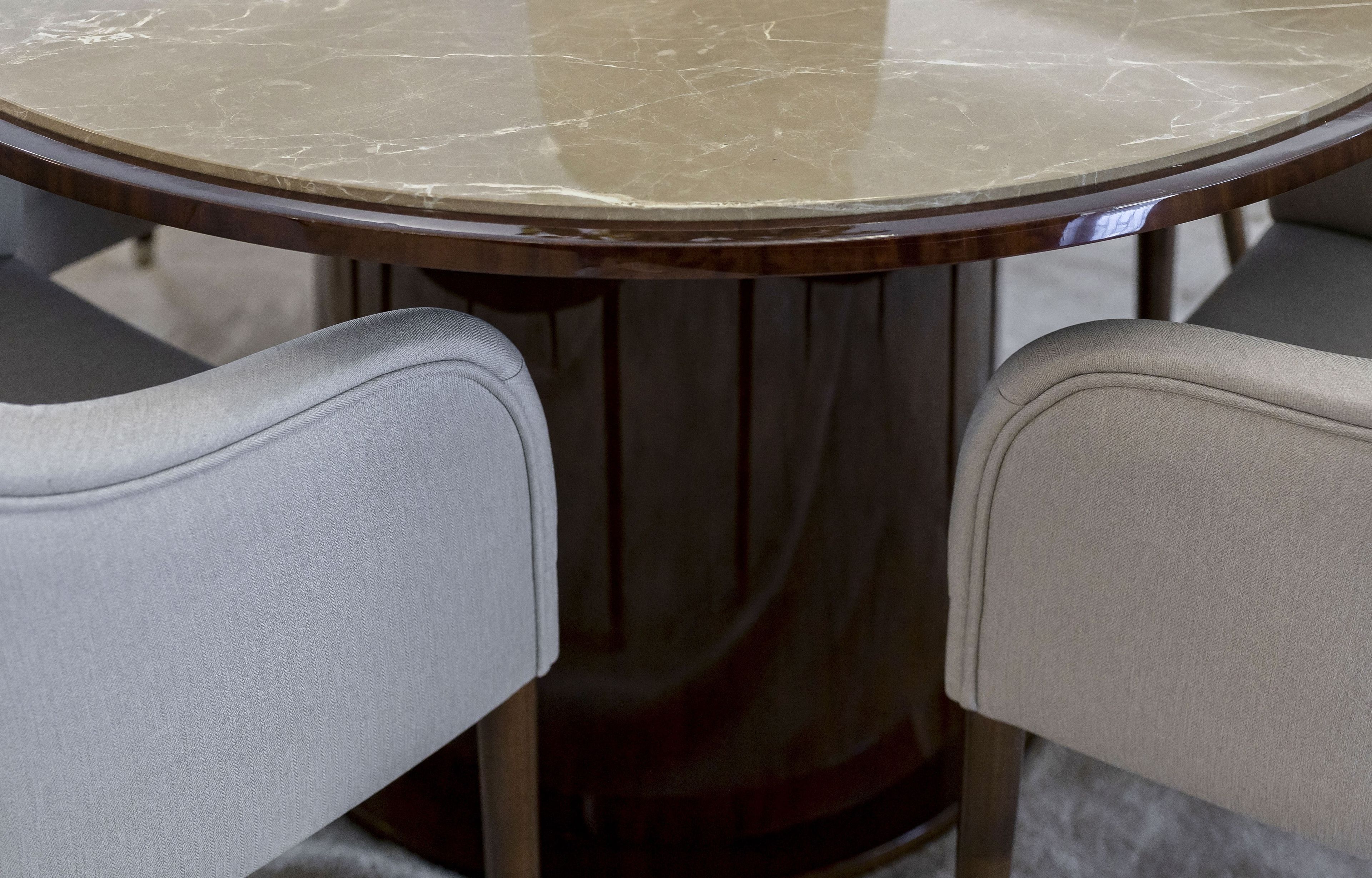 Круглый обеденный стол из эвкалипта и мрамора Stylish Club ARCH-00070671 - Вид №5