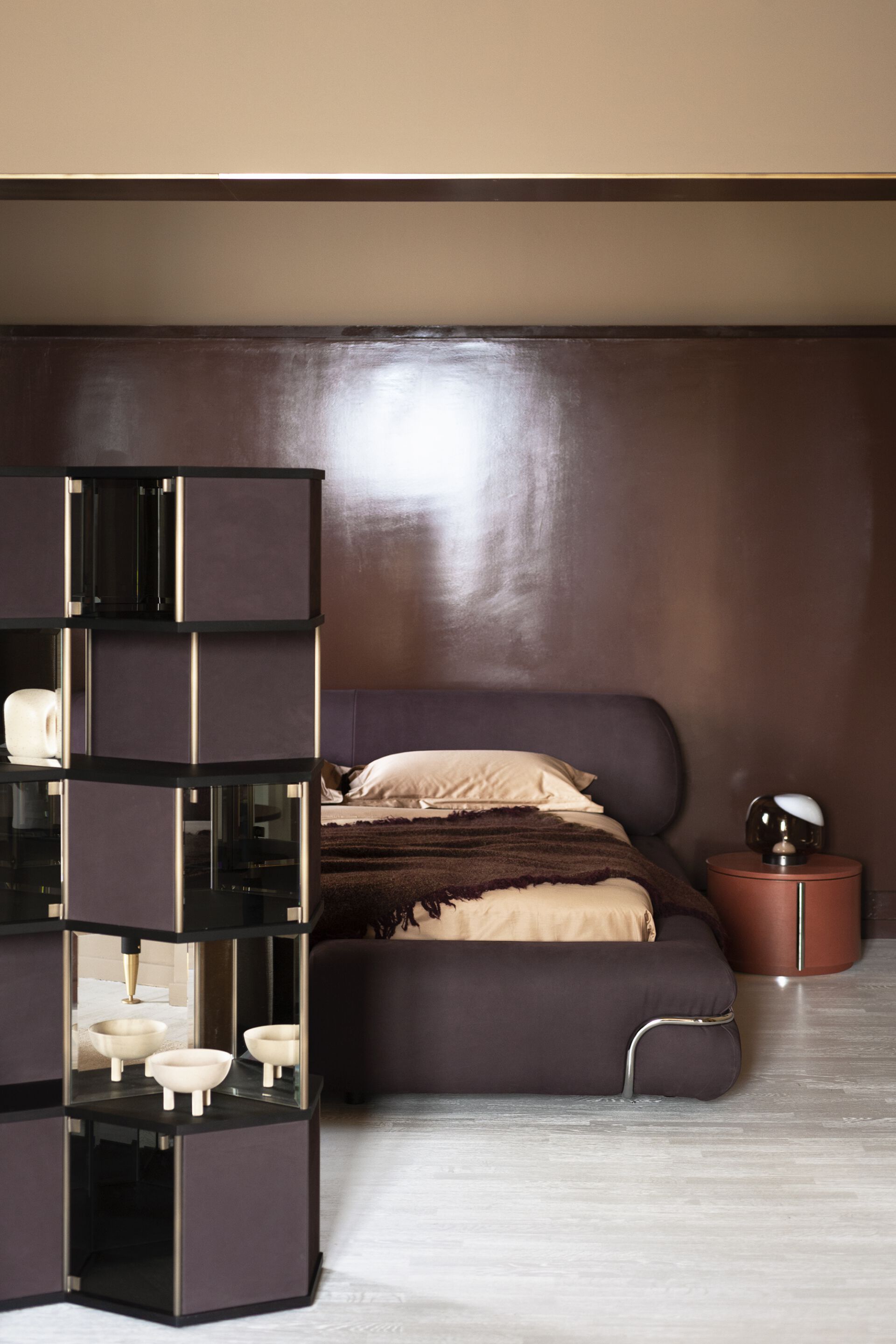 Книжный шкаф с двусторонним напольным покрытием Baxter HIVE ARCH-00045786 - Вид №3