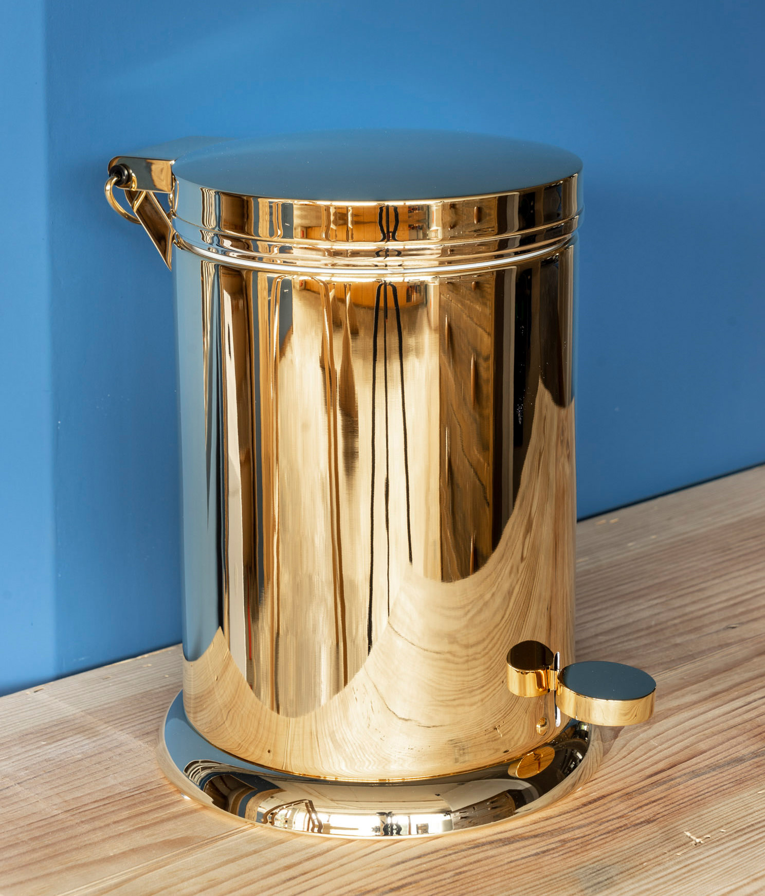 Traditional bathrooms Урна для ванной в стиле ретро Kingston Tb6337.nk Мессинг  - Вид №2