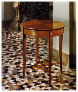 Столик  COLOMBO MOBILI 134.60