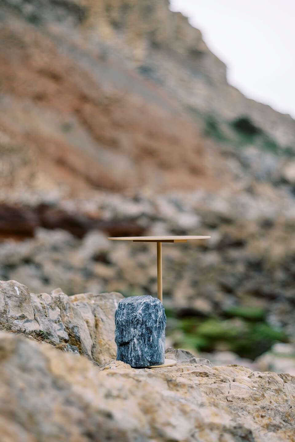 Круглый журнальный столик из латуни и мрамора Порторо Greenapple PICO ARCH-00132826 - Вид №4