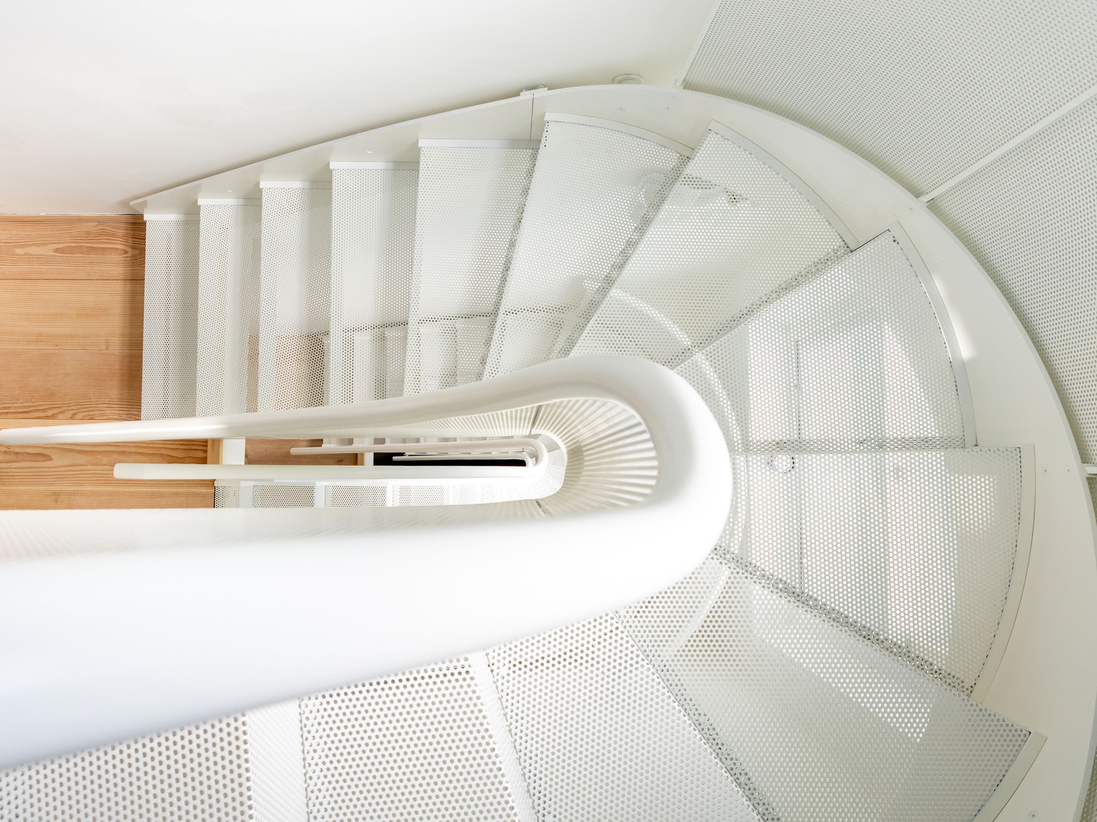 Лестница из перфорированного листового металла Siller Treppen INDUSTRIAL DESIGN ARCH-00036559