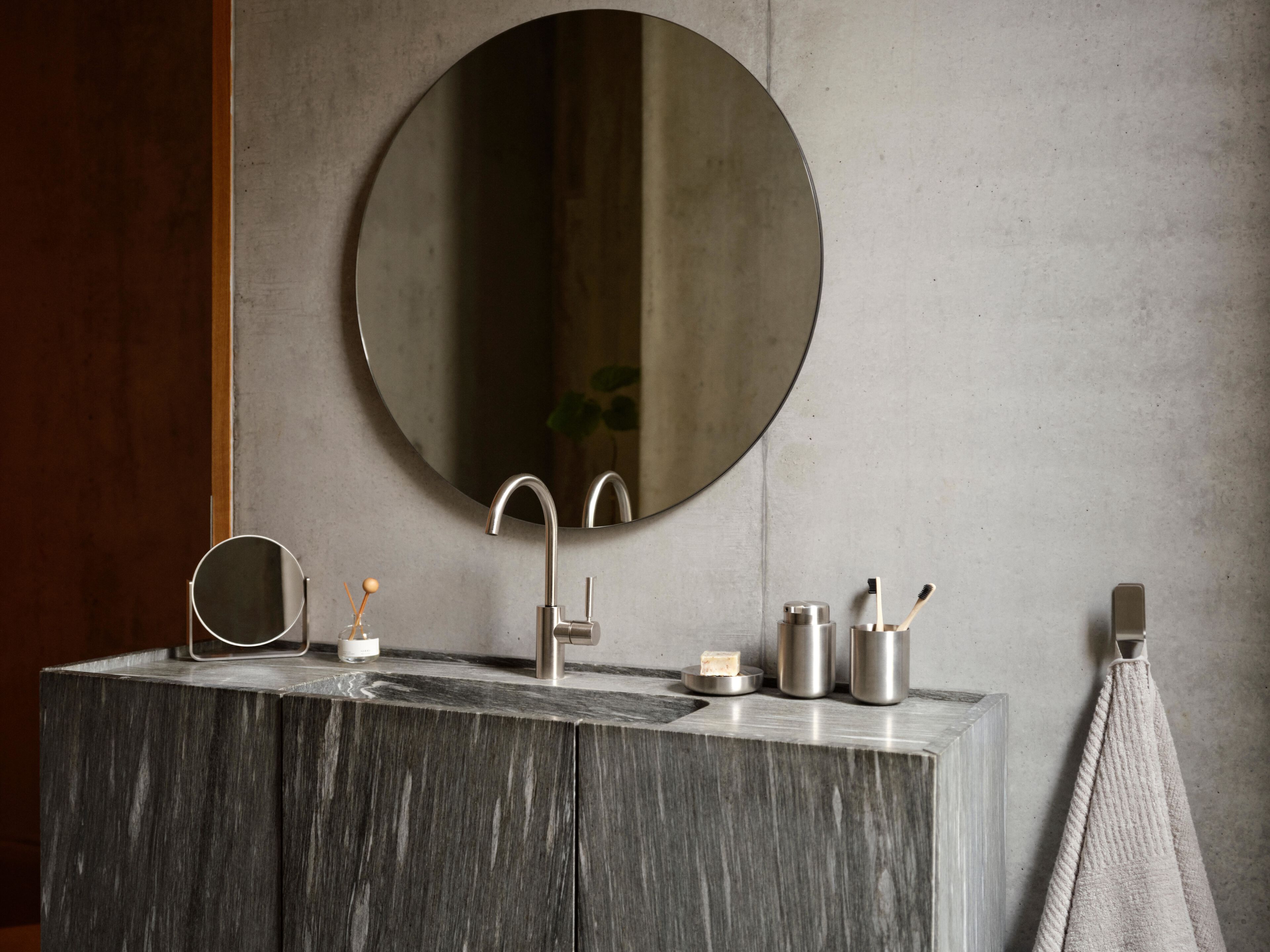 Дозатор мыла из нержавеющей стали ZONE DENMARK Ume ARCH-00024932