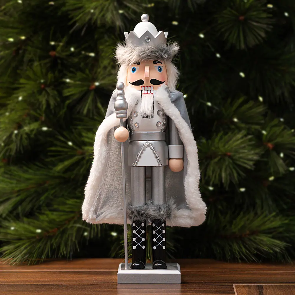 89369002 Декоративная фигура Щелкунчик деревянный 37x10 см серебристый STLM-1390467 Santreyd Christmas