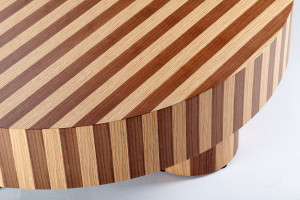 Овальный стол из ореха и дуба