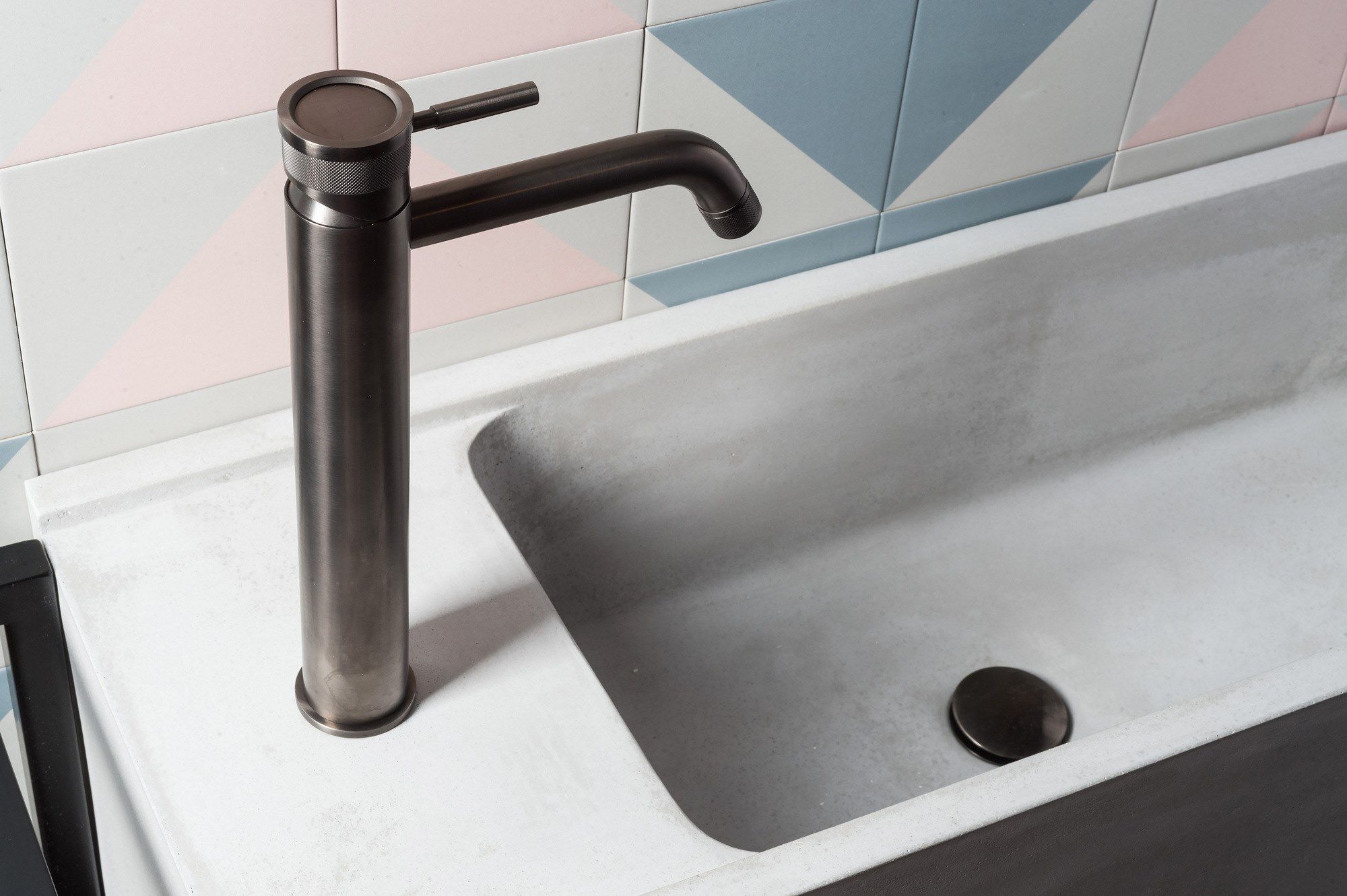 Однорычажный смеситель для раковины из нержавеющей стали с аэратором Tubico Волга ARCH-00022492 - Вид №17