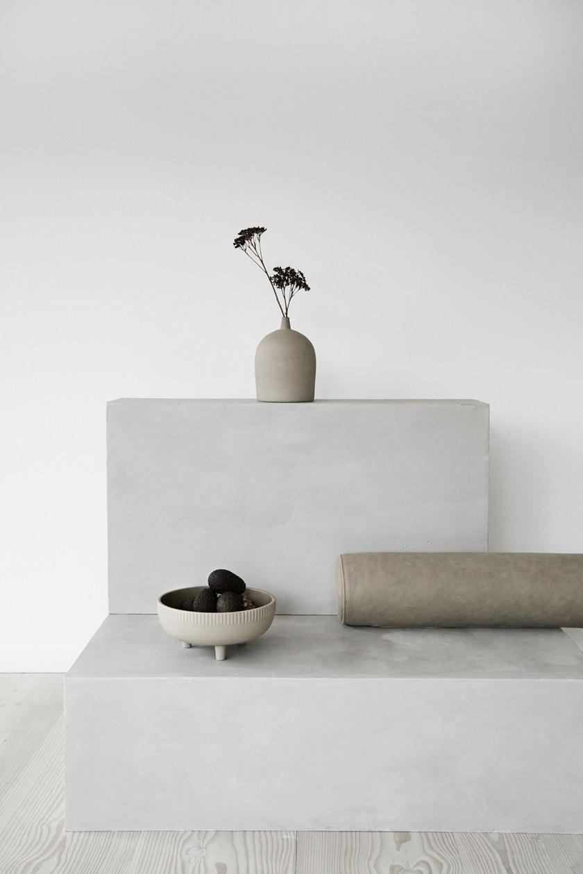 Kristina Dam Studio Цилиндрическая кожаная подушка Minimal sun-id-1382556 - Вид №2