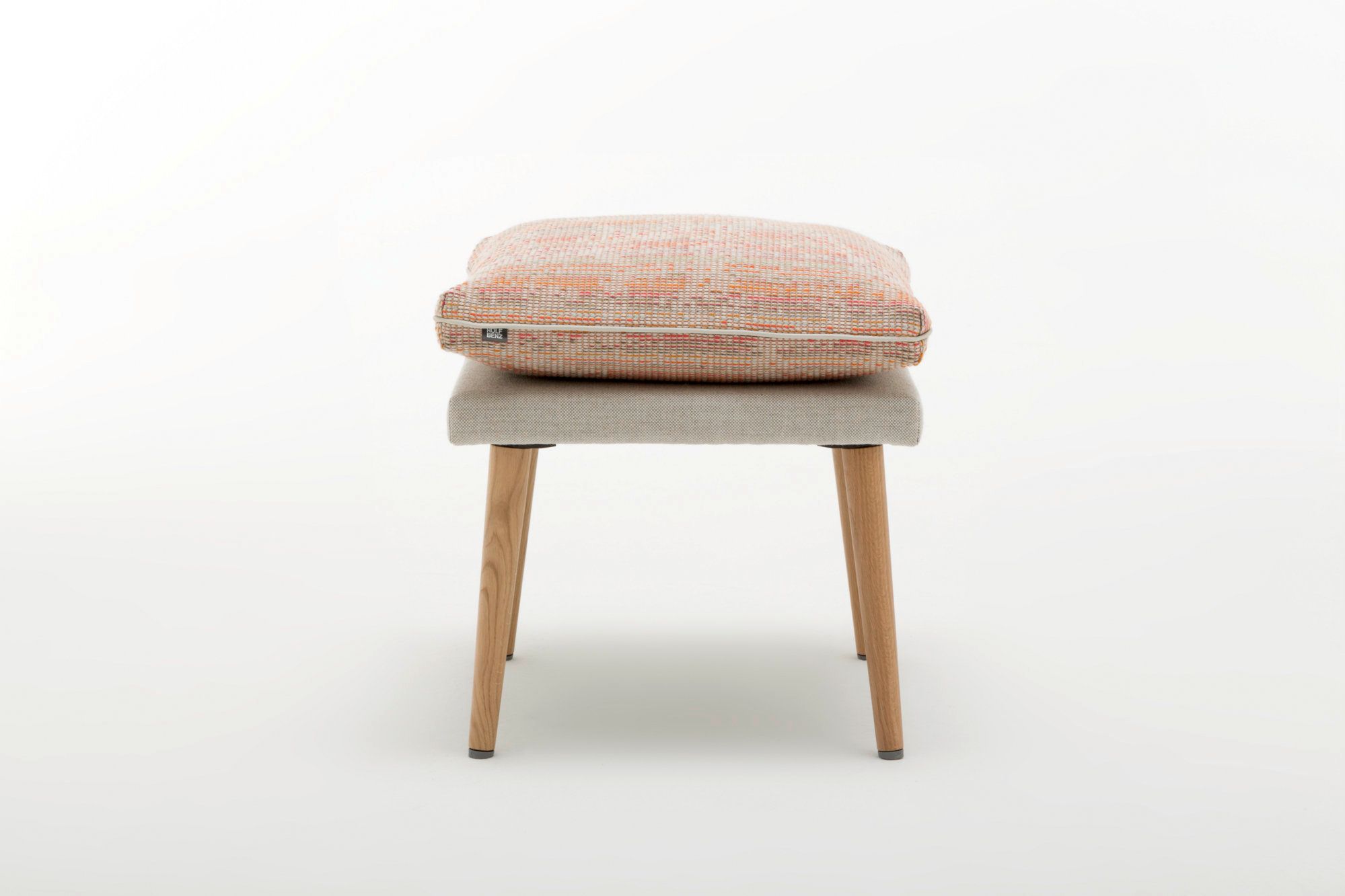 Низкая ткань табурет Rolf Benz Rolf Benz 945 ARCH-00127856 - Вид №1