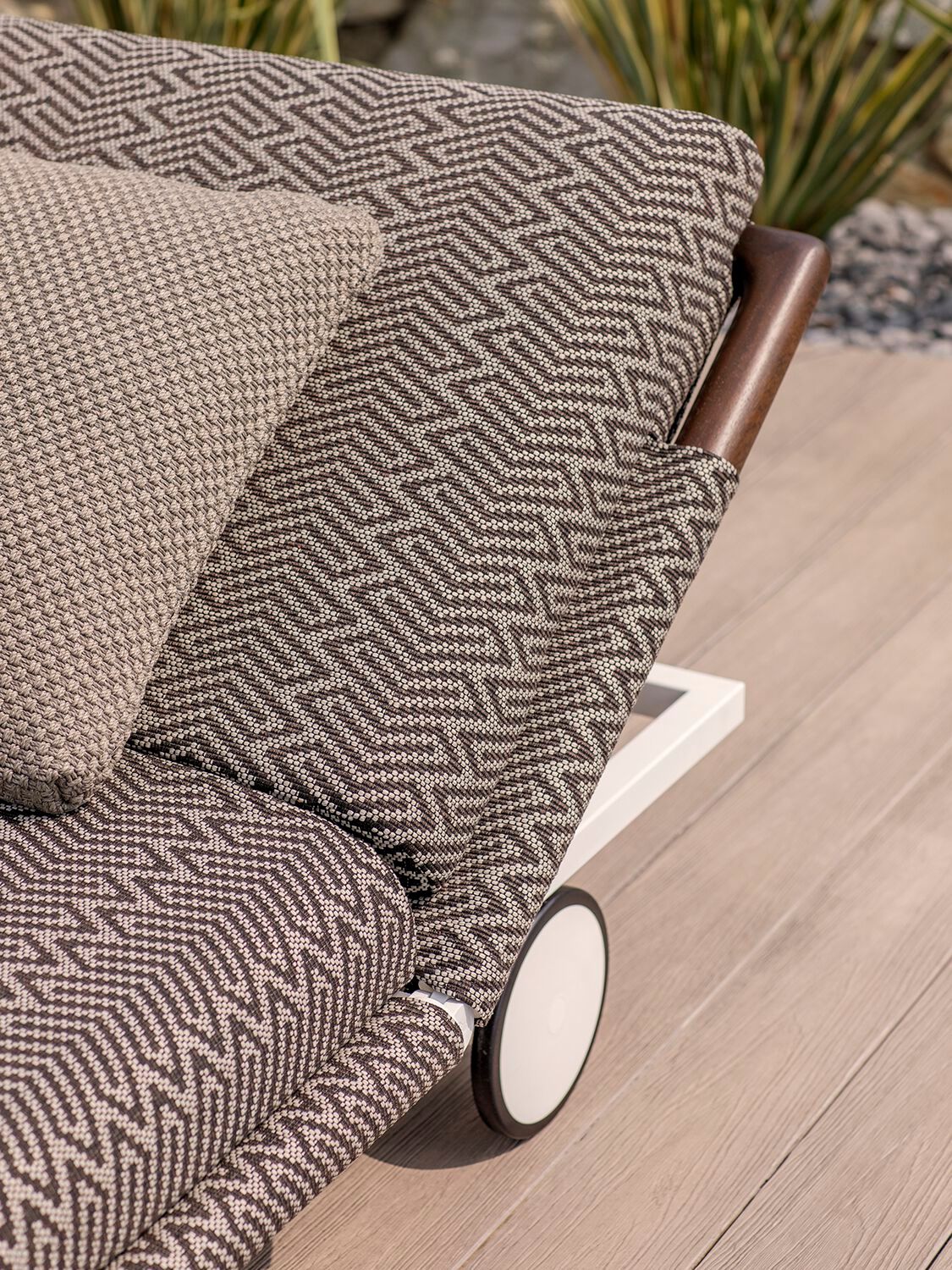 Садовая кровать с откидывающейся спинкой в ироко Flou Гауди ARCH-00148508 - Вид №4