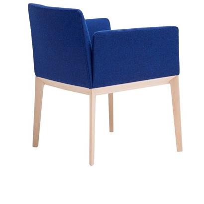 Andreu World Кресло из ткани с подлокотниками Pillow Bu1544 - Вид №2