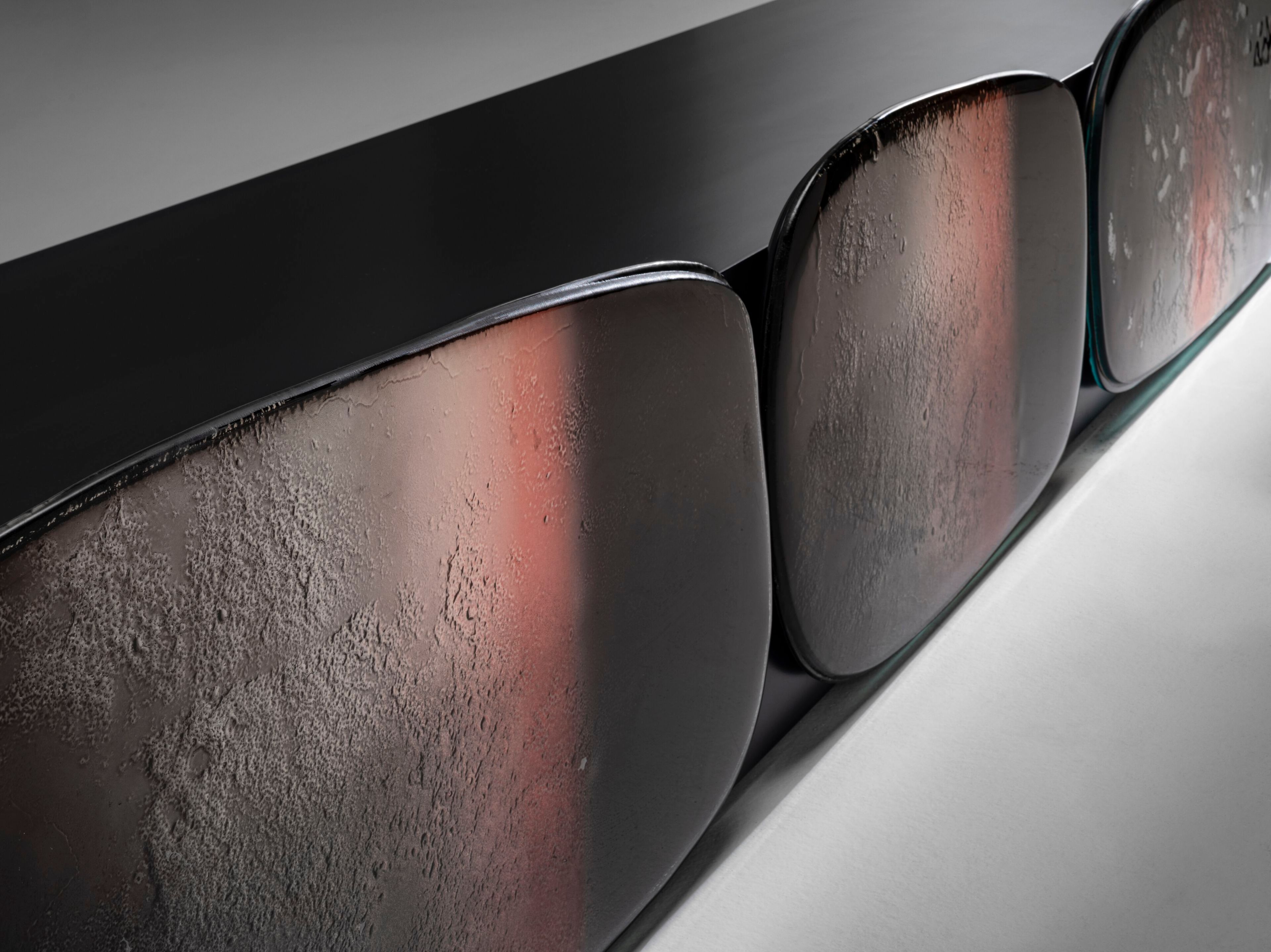 Низкий стеклянный шкаф для телевизора с распашными дверцами ARTE VENEZIANA Melt ARCH-00119146 - Вид №2