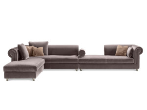 Бархатный диван с полуостровом