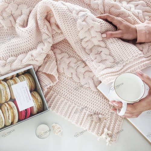 Плед LILIAN crem APERO ВЯЗАНЫЕ, ОДНОТОННЫЕ 010314 Молочный;белый 