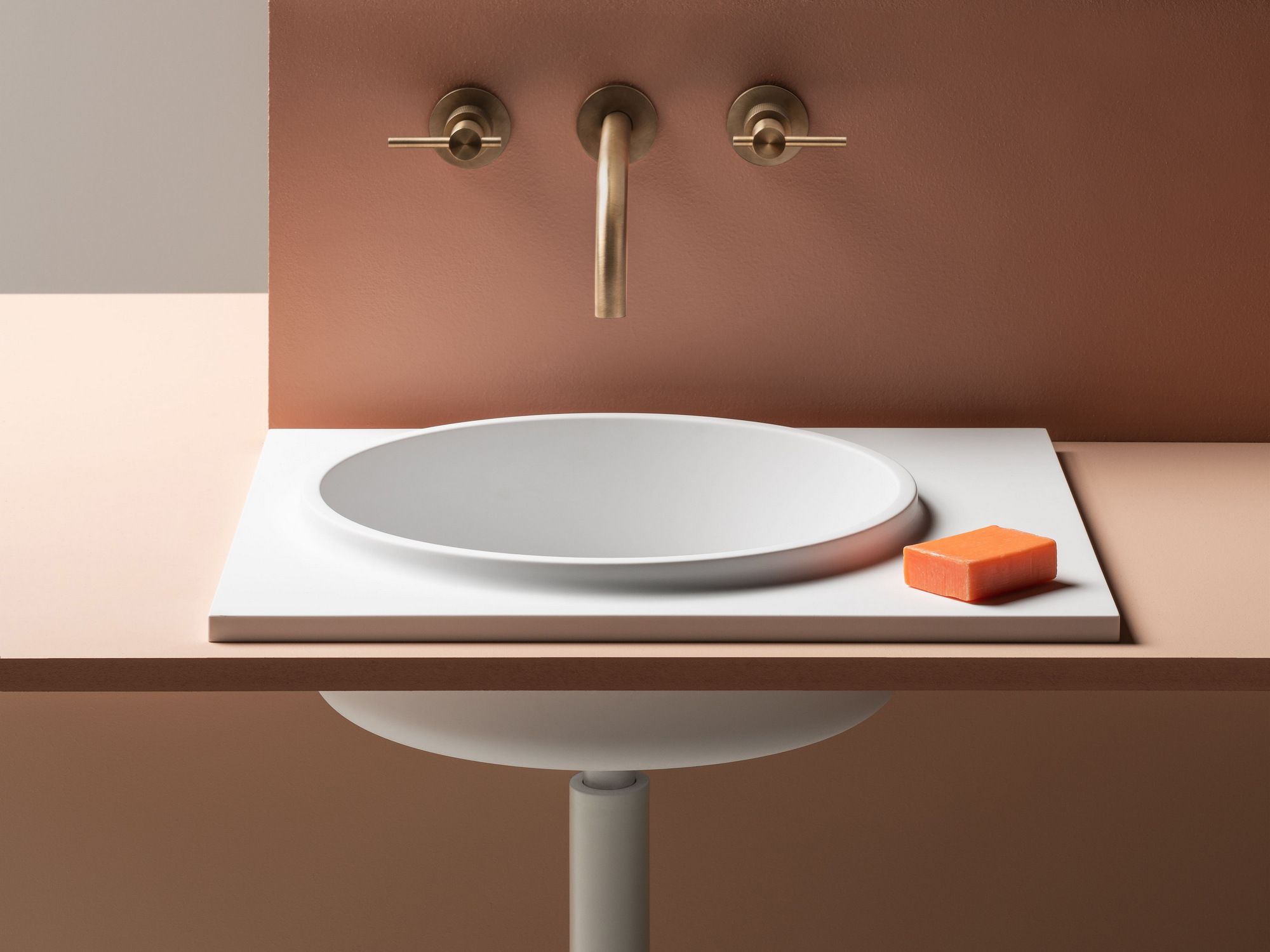 Одинарный круглый умывальник из Cristalplant® Zucchetti Rise ARCH-00131543