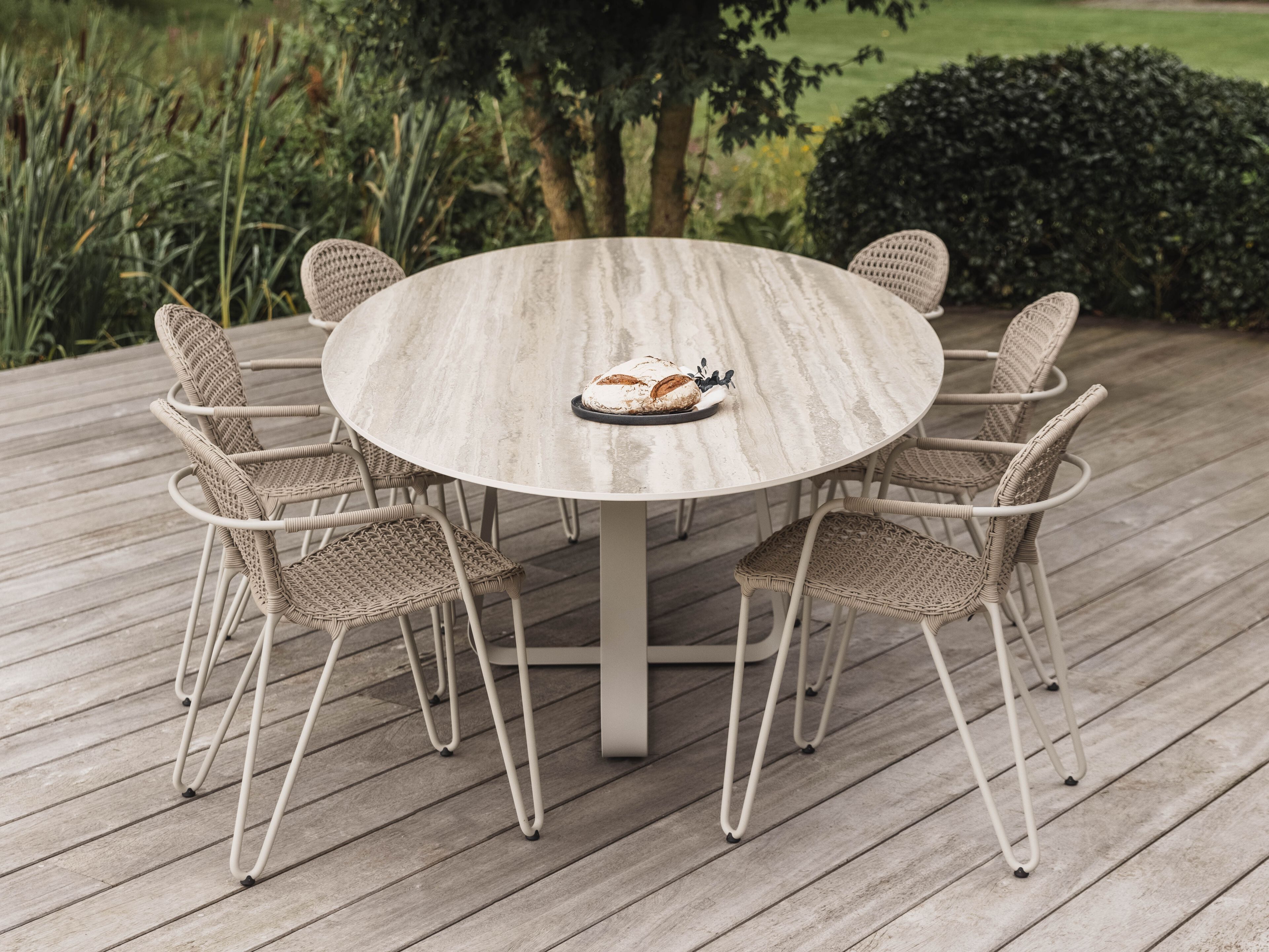 Овальный стол в Ксерамике Joli ARCH-00145560