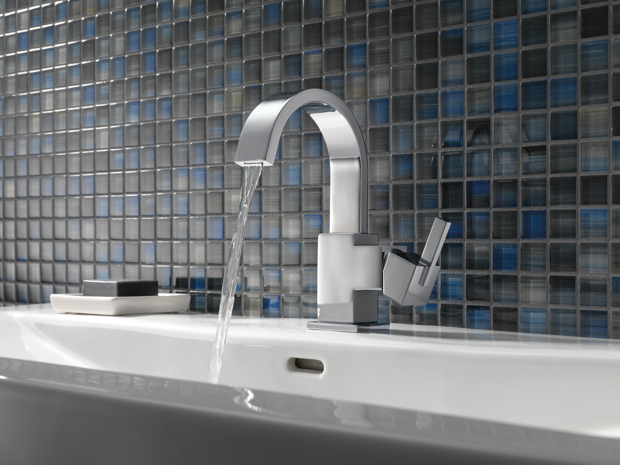 553LF Смеситель для ванной с одной ручкой Delta Faucet Vero Хром - Вид №4