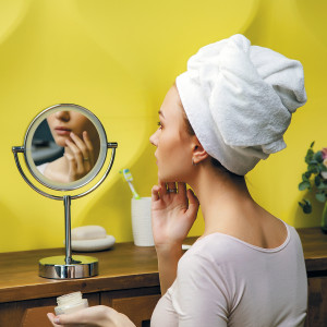 K-1005 Зеркало с LED-подсветкой двухстороннее, стандартное и с 3-х кратным увеличением WasserKRAFT