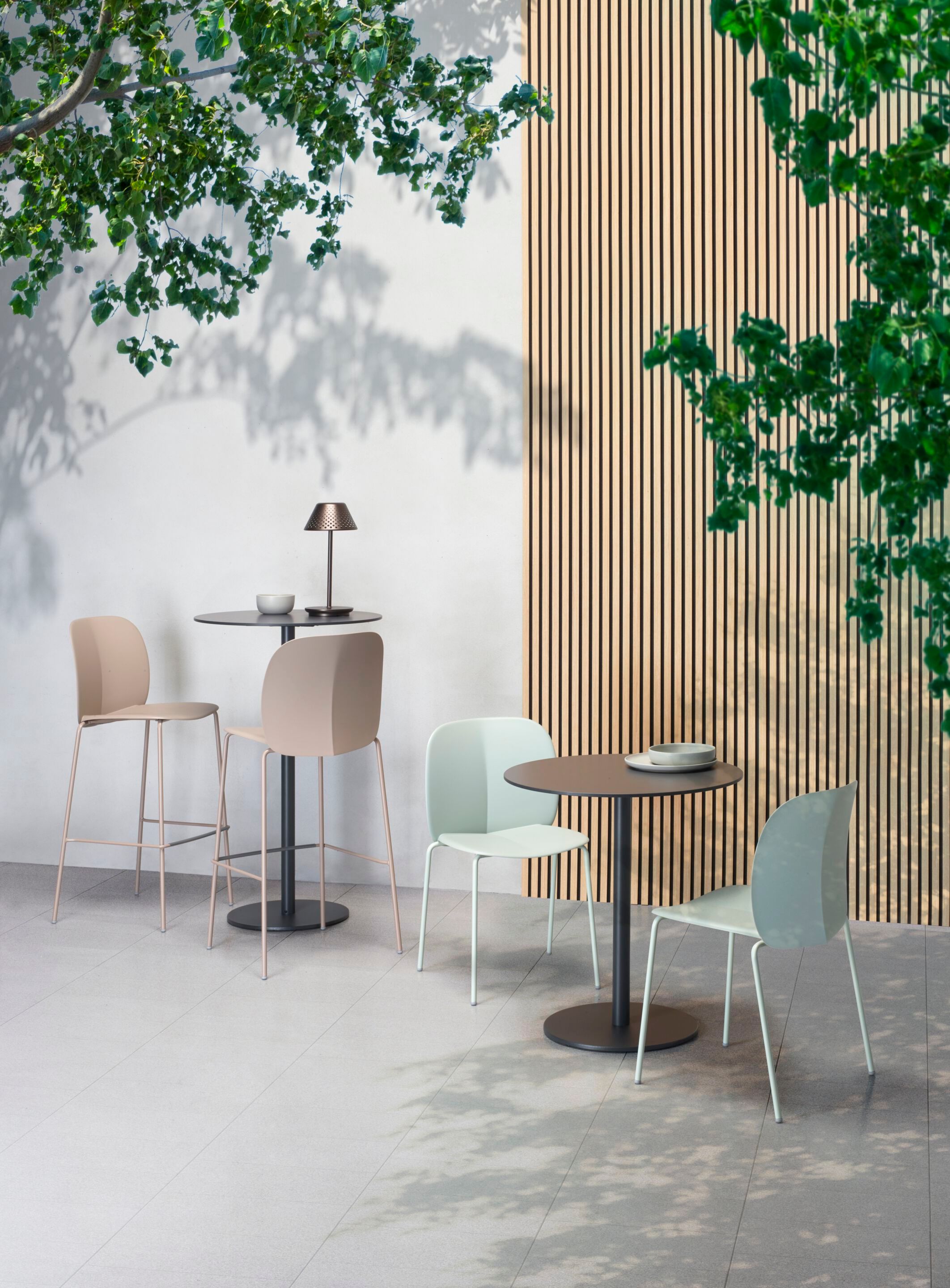 Рециркулированный пластиковый стул с металлическими ножками S-CAB Mentha ARCH-00141458 - Вид №10