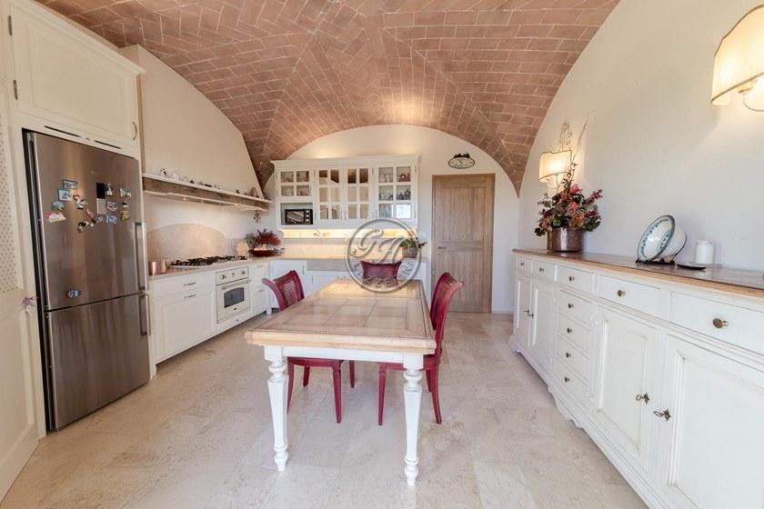 GH LAZZERINI Кухня на заказ из массива дерева sun-id-1348664 - Вид №3