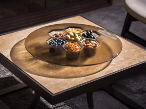 Стеклянные центральные элементы