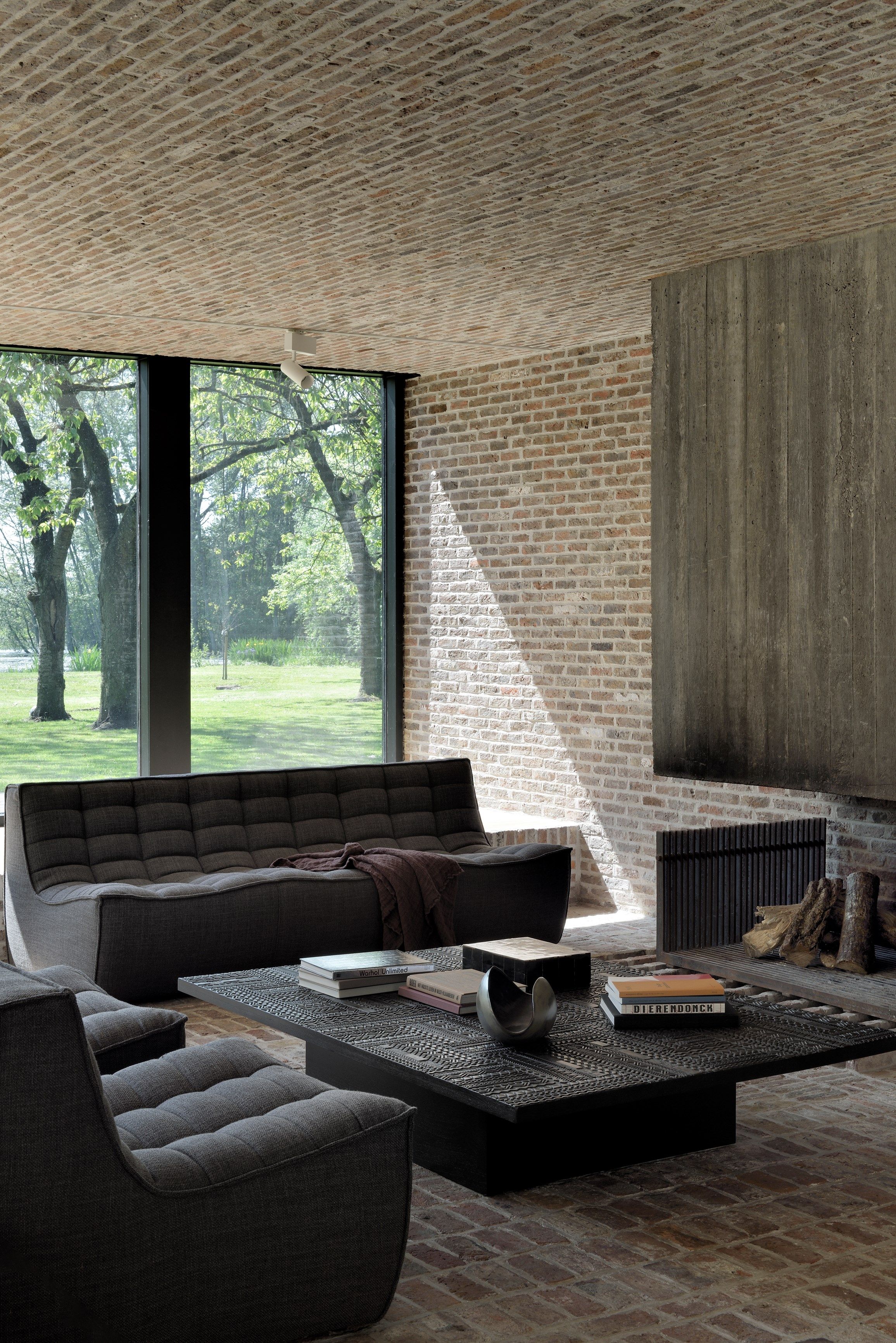 Прямоугольный журнальный столик из тикового дерева Ethnicraft Ancestors Tabwa ARCH-00076378 - Вид №2